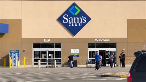 sam's club reading pa hours